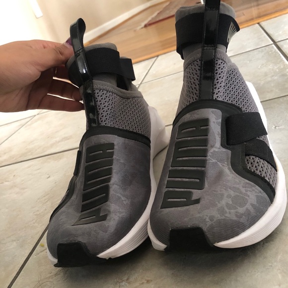 Puma sneakers - Picture 2 of 3